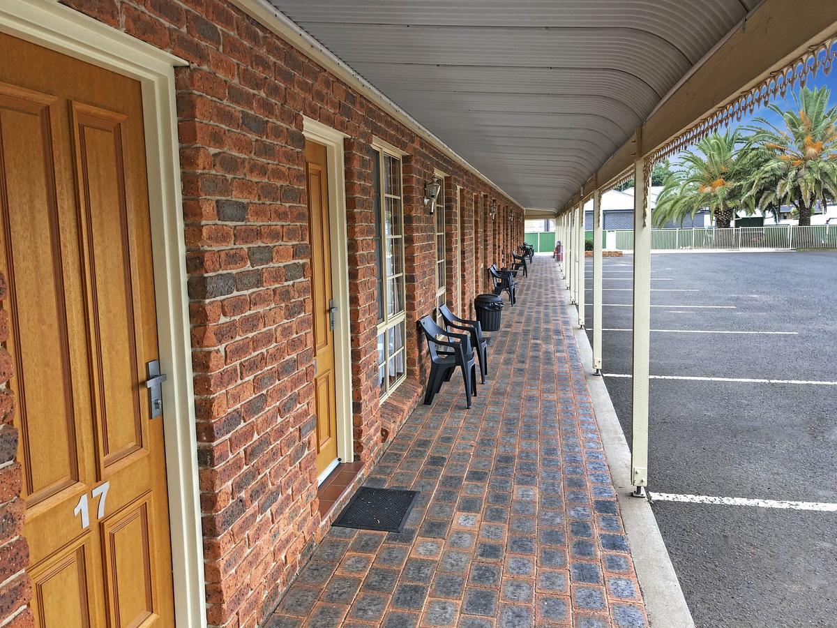 Leeton Heritage Motor Inn Exteriör bild