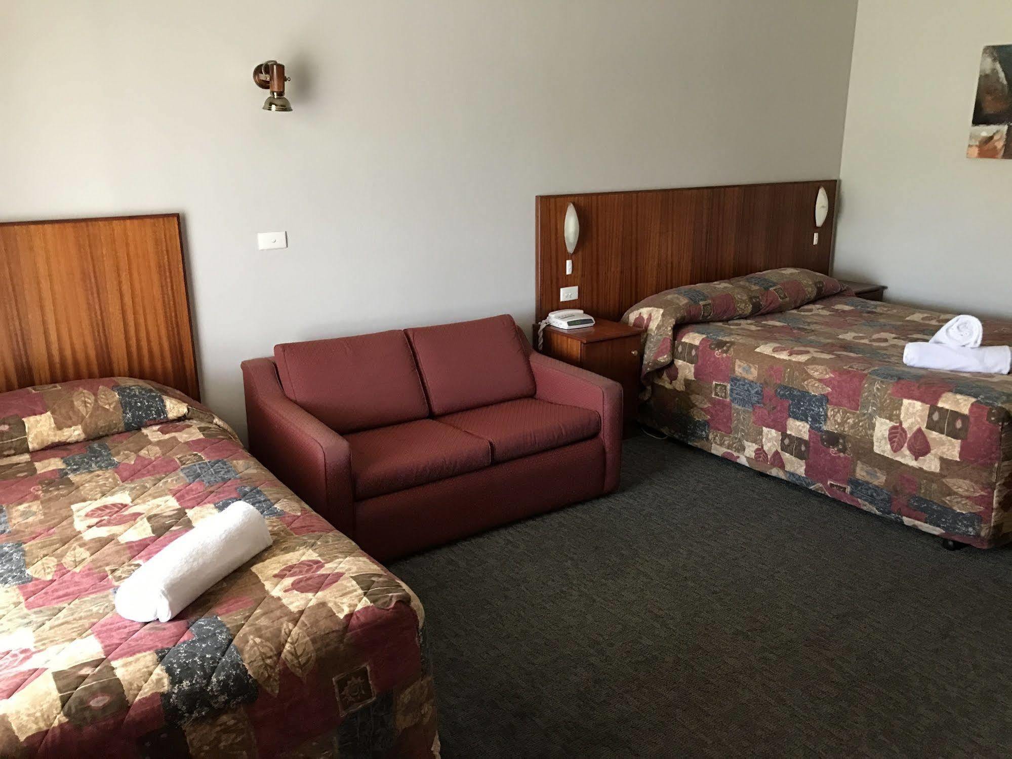 Leeton Heritage Motor Inn Exteriör bild