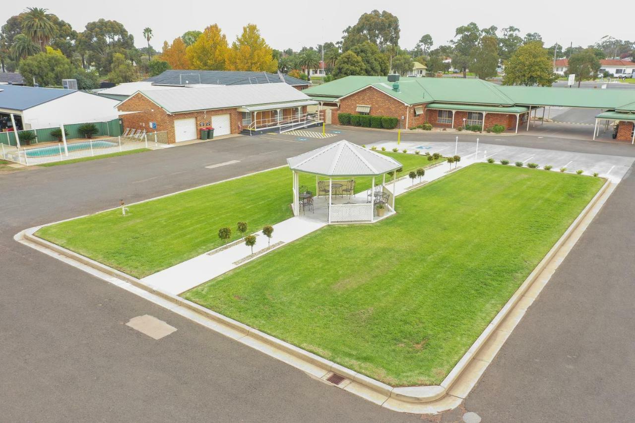 Leeton Heritage Motor Inn Exteriör bild